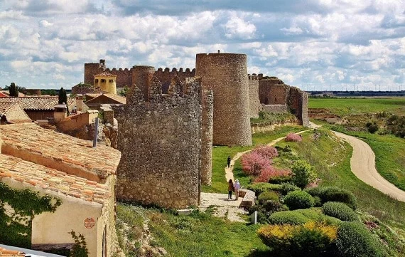 PUEBLOS DE VALLADOLID-Urueña