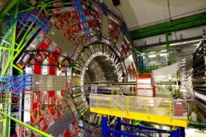 CÓMO FUNCIONA UNA CENTRAL NUCLEAR
