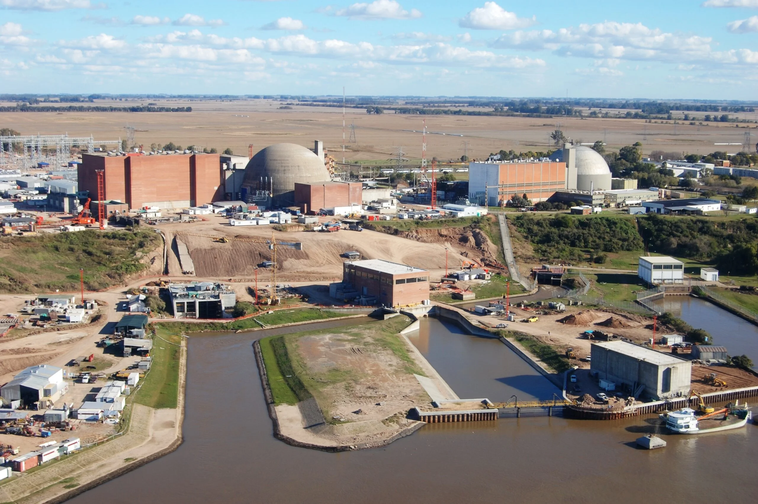 Centrales nucleares en Argentina. Foto por Openverse